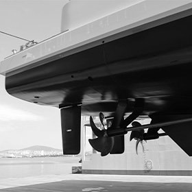 Shipbuilding — Propeller support brackets