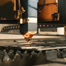 Agricultural Equipment - Large part cutting without flipping