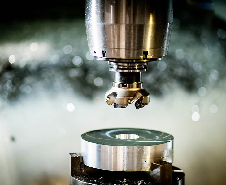 Stable Cutting from High-Rigidity Body